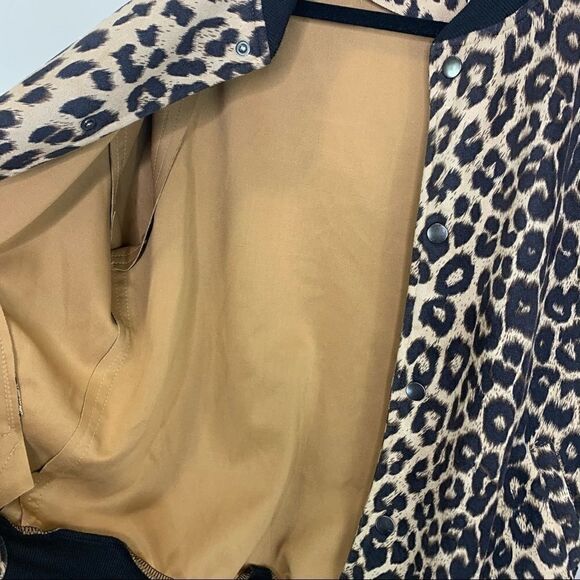 Jeykay cheetah bomber jacket. SO SOFT! small NWT - Picture 8 of 9